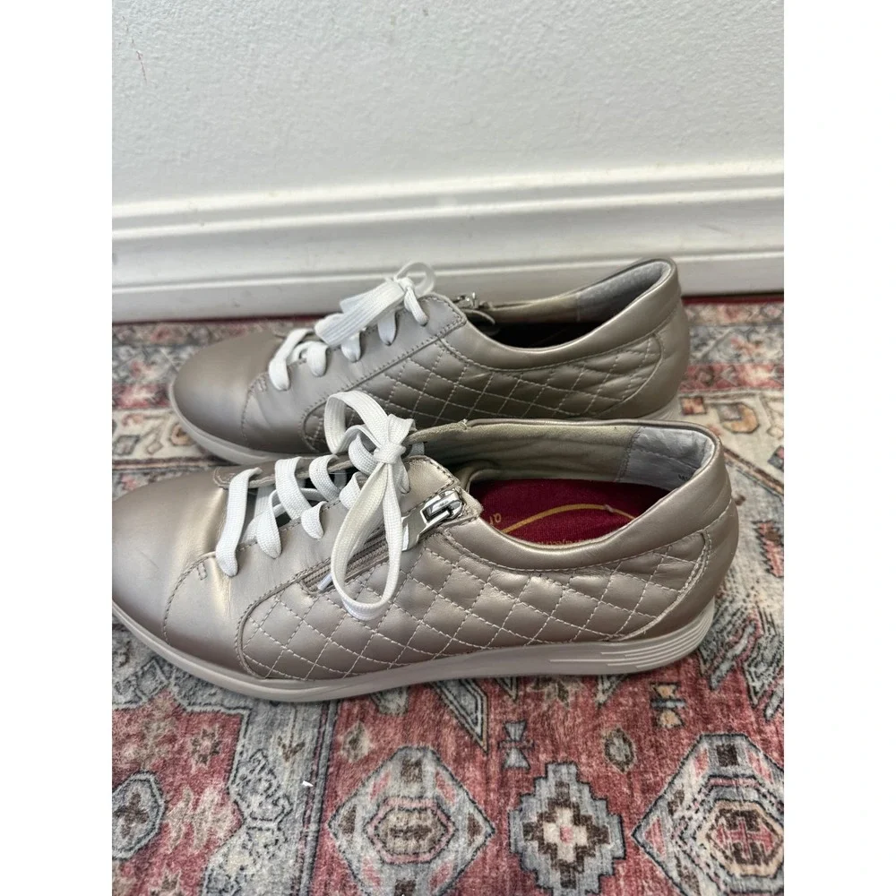 Munro Metallic‎ Quilted Sneakers Zip Lace Up Comfort Women Size 8.5 M